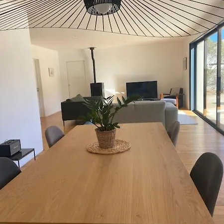 Maison Avec Piscine Au Bord De La *