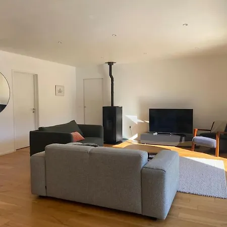 Maison Avec Piscine Au Bord De La *
